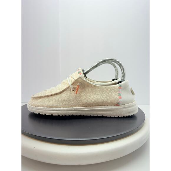 Hey Dude Wendy Boho Womens Size 7 Embroidery Dust Rose Lightweight Slip On Shoes - Picture 1 of 11